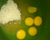 Foto langkah ke 2 dari resep Kue Ultah Sederhana.