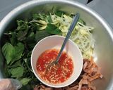 Hình bước làm 5 của món Nộm khô mực xoài xanh