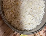 कांदा पोहे (kanda pohe recipe in marathi) रेसिपी स्टेप 2 फोटो