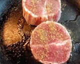 Foto del paso 4 de la receta: TOURNEDÓS De Solomillo de Cerdo🐽y 🌿Tomillo...!