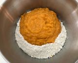 A picture of step 6 of Bolo do caco (Madeiran bread).