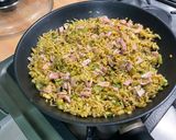 Une image de l'étape 8 de Riz gratiné aux deux fromages, courgette, persil et jambon.