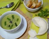 Foto del paso 4 de la receta Crema de espárragos y queso de oveja tronchón de Catí