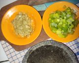 Foto langkah ke 2 dari resep Egg Fried Rice / Chinese Fried Rice.
