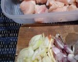 Foto langkah ke 1 dari resep Sop Jamur Ayam.