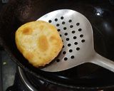 A picture of step 5 of Onion Kachori (Pyaz Kachori).
