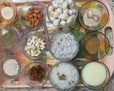 ड्रायफ्रूट सुंठवडा (dryfruit sunthvada recipe in marathi) रेसिपी स्टेप 1 फोटो 