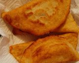 Foto del paso 5 de la receta: Empanadas de frijol y queso Costarricenses