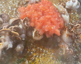 Foto del paso 4 de la receta: Arroz con pulpitos encebollados