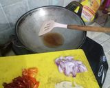 Foto langkah ke 3 dari resep Oseng ikan asin bulu ayam.