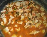 Foto del paso 2 de la receta: Pechuga de pollo guisada