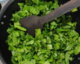 A picture of step 1 of Spinach corn quesadilla.