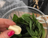 Foto del paso 3 de la receta: Espaguetis de calabacín con pesto de brócoli