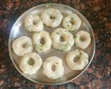 A picture of step 5 of Rice flour mini vada.