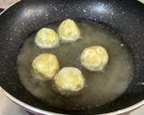 A picture of step 5 of Snow Balls.