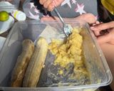 Foto langkah ke 1 dari resep Banana Cheese Cake.