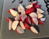 Une image de l'étape 15 de Salade composée multicolore (céleri,tomates,courgette,oignon,radis,concombre,champignons,endives).