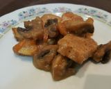 Foto del paso 4 de la receta: Solomillo de pavo guisado