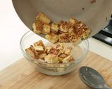 Foto langkah ke 3 dari resep Oseng Tahu Telur Kucai Devina Hermawan.