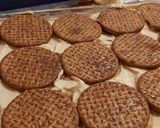 A picture of step 3 of Biscuit,cream n choc,dessert.