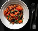 กากหมูผัดพริกแกง วิธีทำสูตร 5 รูป