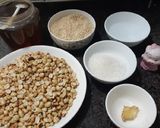 Hình bước làm 1 của món Kẹo lạc 🍭