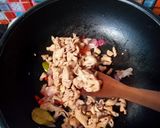 Foto langkah ke 3 dari resep Oseng Usus Ayam.