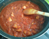 Foto del paso 4 de la receta: Pollo con tomate 🍅 😬