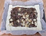 Pas rețetă Pizza țărănească cu anghinare și cârnați 8 fotografie