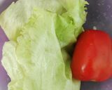Foto langkah ke 1 dari resep Caesar Salad Simple dan Ekonomis.