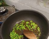 Foto langkah ke 4 dari resep Risotto Asparagus Udang.