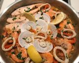รูปขั้นตอนการทำที่ 10 ของ ปาเอญ่าซีฟู้ด ข้าวอบสเปน (Paella)