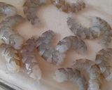 Foto del paso 4 de la receta: Lubina al ajillo con salteado de verduras