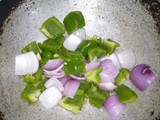 કઢાઈ પનીર (Kadhai Paneer Recipe In Gujarati)