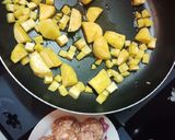 Hình bước làm 7 của món Thịt viên cà ri