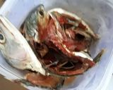 Foto langkah ke 2 dari resep 49. Kaldu Ikan Kembung Mpasi.