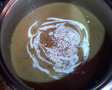 Foto del paso 11 de la receta: Crema de champiñones con pistachos y queso de cabra