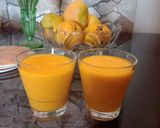 A picture of step 2 of Mango milkshake.