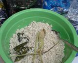 Foto langkah ke 2 dari resep Lemper Ayam.