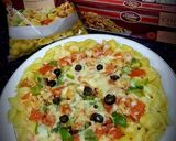 A picture of step 4 of Pasta Pizza.