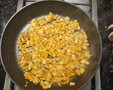 Foto del paso 4 de la receta: Rollitos de papel de arroz dulce con manzana y canela