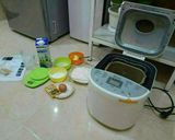 Foto langkah ke 1 dari resep Simple Donat tanpa ulen (empuk recommended).