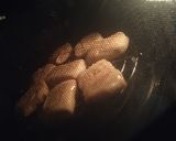 A picture of step 8 of Crispy stuffed flatbread.