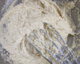 Foto del paso 2 de la receta: Medialunas de manteca muy fáciles!!