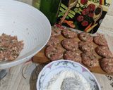 Pas rețetă Chifteluțe din carne de pui în sos de vin și lămâie 1 fotografie