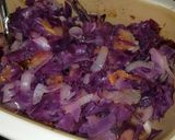 A picture of step 2 of German Red Cabbage.