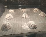 Foto del paso 7 de la receta: Chocolate Crinkle Cookies