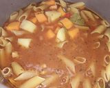 Foto del paso 3 de la receta: Guisito de fideos y verduras "Con lo que había"