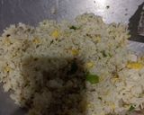 Foto langkah ke 3 dari resep Nasi Goreng Telur Cabe Ijo.