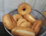 Foto langkah ke 5 dari resep Donat ubi/ telo.